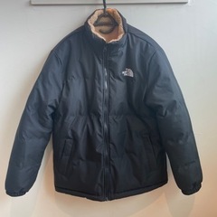 値下げしました。ノースフェイス リバーシブルダウンジャケットの画像