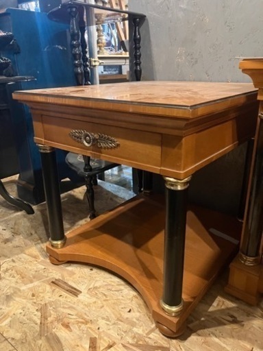 Thomasville テーブル