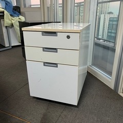 スチール引き出し