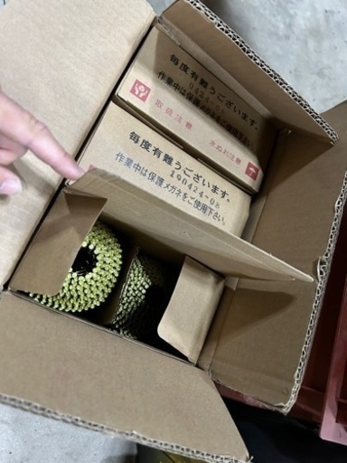 常圧釘打ち機　釘付き