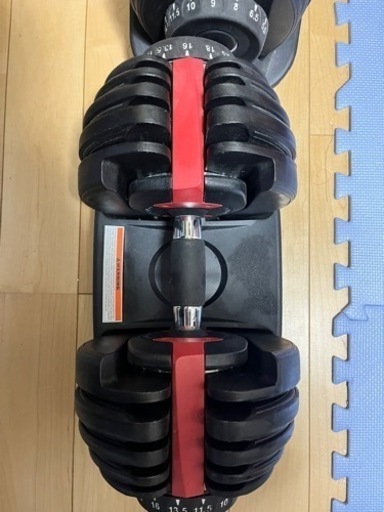 ダンベル可変式24キロ×2セット　トレーニングベンチ