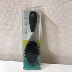 【新品未使用】クレイツ　ヘアエステブラシの画像