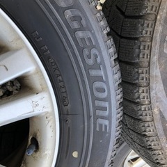 スタッドレスタイヤ　215/60/R16の画像