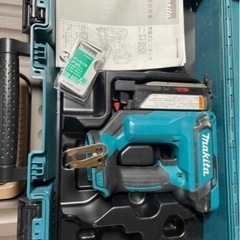 決まりました！マキタ(Makita) 充電式ピンタッカ 18V 本体+