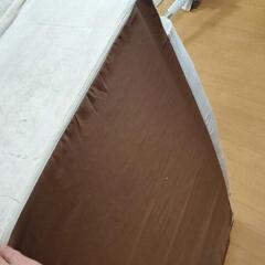 クッション素材のソファーの画像