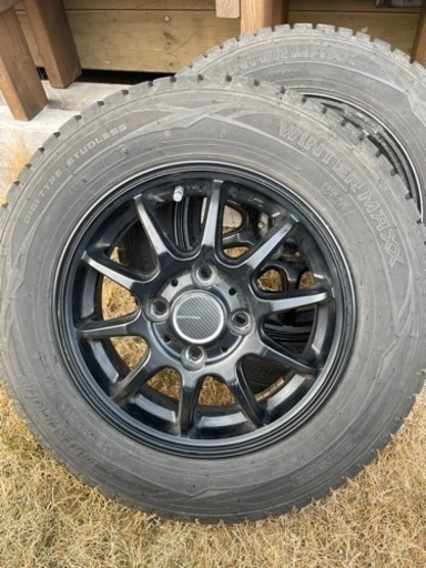 スタッドレスタイヤ