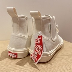 VANS ハイカットスニーカー　23.5の画像