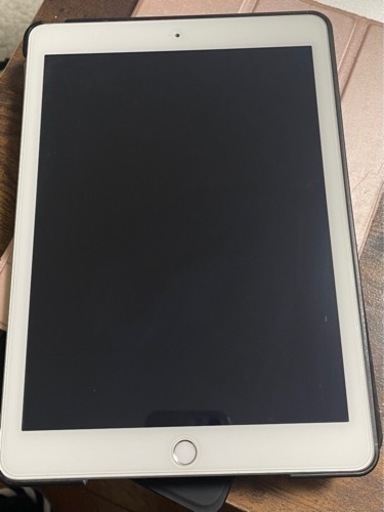 iPad 第5世代　美品［初代］