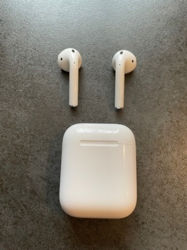 AirPods イヤホン