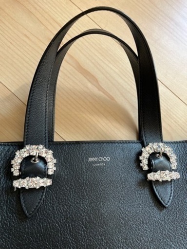 再値下げしました！定価50%OFF以上。美品JIMMY CHOO cheritoteビジュークリスタル レザートート
