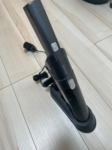 アイリスオーヤマハンディ掃除機