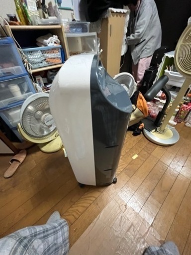 冷風、暖風扇　夏も冬も大丈夫