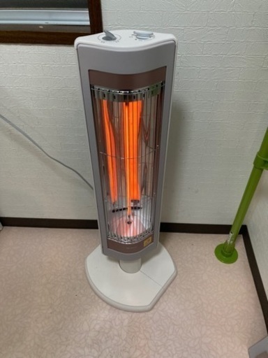 遠赤外線電気ストーブ