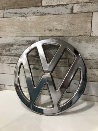 空冷VWワーゲンバス　フロントエンブレム