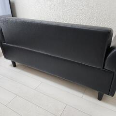IKEA 二人掛けソファ ブラック レザーの画像