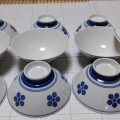 青色と絵柄　飯碗10個の画像
