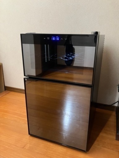 冷蔵庫一体型ワインクーラー　照明付き