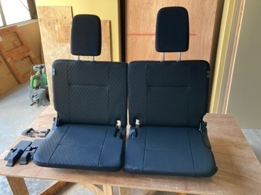 【値下げ】新車外し HIJET ハイゼット カーゴ S700系 クルーズ クルーズターボ リアシート 後部座席 左右セット ピクシスバン