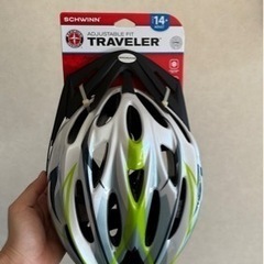 新品自転車ヘルメット&空気入れ