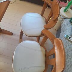 ダイニングチェアーの画像