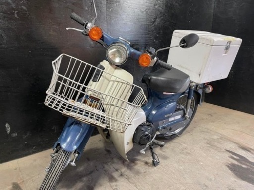 買取強化中！どんな車両でも1万円から！★お支払総額5.2万円★ ホンダ スーパーカブ50 AA01 フロントカゴ！リアボックス付き！4スト、インジェクション♪ 痛勤、カスタムに♪