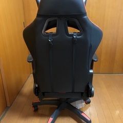 ゲーミングチェア(ほぼ新品)の画像