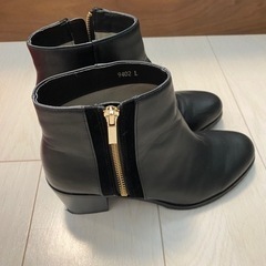 oriental trafficのブーツ