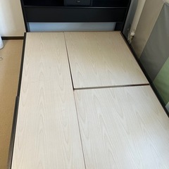 取引中　無料！！セミダブルベッド&マットレスの画像