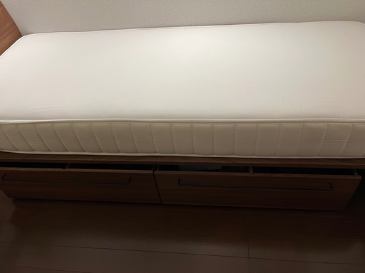 無印　ベッド一式 (ベッドマット、下収納×２、ヘッドボード付き ）
