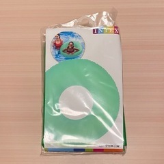 【他のフリマサイトで取引決定】INTEX 浮き輪 うきわ 子供～...