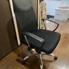 ブラック　