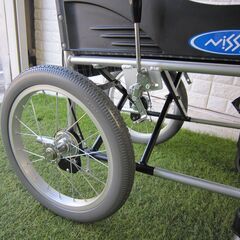 【新品】　NISSIN　介助式車イス　NEOー２　ノーパンクタイヤの画像
