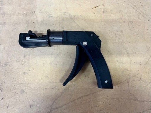 ⚒ タイコエレクトロニクス 58074−1 AMP ポータブル圧着工具