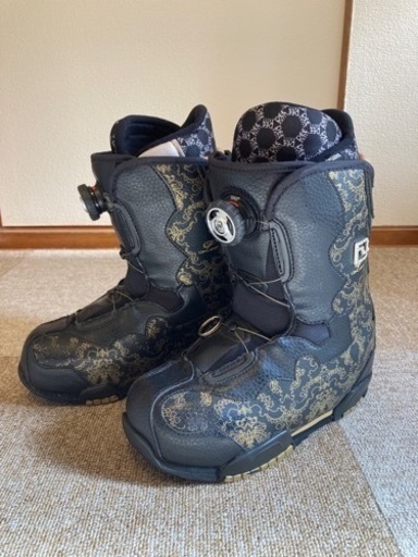 スノボブーツ　DEELUXE