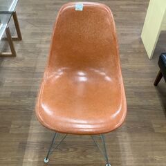 ヴィンテージチェア Herman Miller エッフェルベー 後脚カバー欠品有