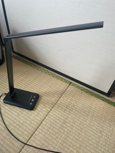 LEDデスクライト