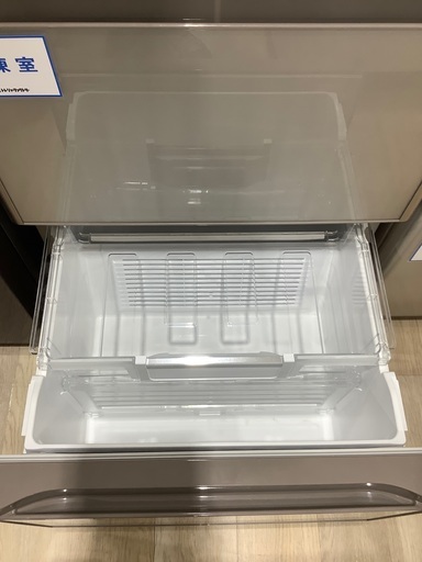 5ドア冷蔵庫 HITACHI R-S4000H 401L 2018年製　入荷致しました！