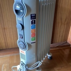 Delonghi デロンギ　HJ0812 オイルヒーターの画像