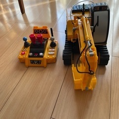 [美品］ラジコン　ショベルカー