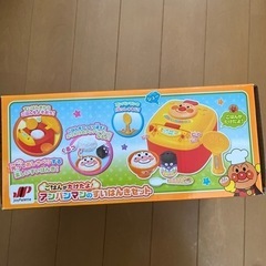 【取引中】訳あり　アンパンマン炊飯器セットの画像