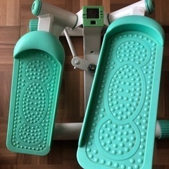 [値下げしました]足踏み健康器具の画像