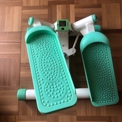 [値下げしました]足踏み健康器具の画像