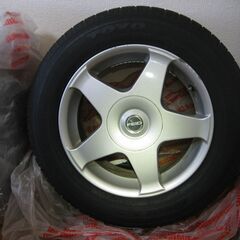 スタッドレスタイヤ（アルミホイール付）　195/65R15