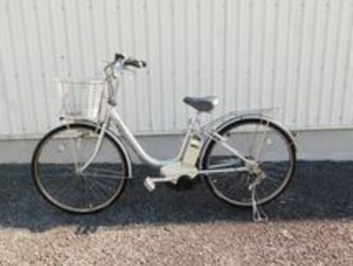 新基準 2010 ヤマハ PAS リチウムT PZ26LT シルバー 8.1Ah 充電回数僅か24回 新品サドル 新品ブレーキワイヤー 車体＆バッテリー極めて良好 自575