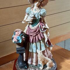 陶磁器の人形②の画像