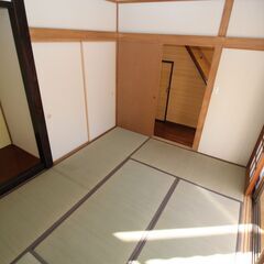 外壁塗装済◼️【戸建賃貸】小山市横倉、駐車場4台、大谷東小1500m、ローソン600m、日当たり良好 、ペット応相談 − 栃木県