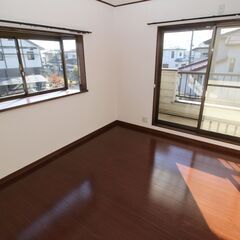 外壁塗装済◼️【戸建賃貸】小山市横倉、駐車場4台、大谷東小1500m、ローソン600m、日当たり良好 、ペット応相談 - 不動産