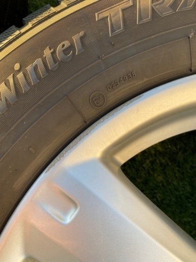 スタッドレスタイヤ 225/65R17