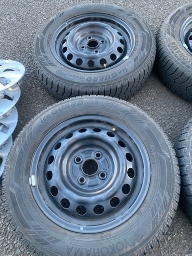スタッドレスタイヤ　165/70R14 2018年製　8分山　直接引き取り希望