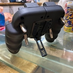 スマホ用コントローラーパッドの画像